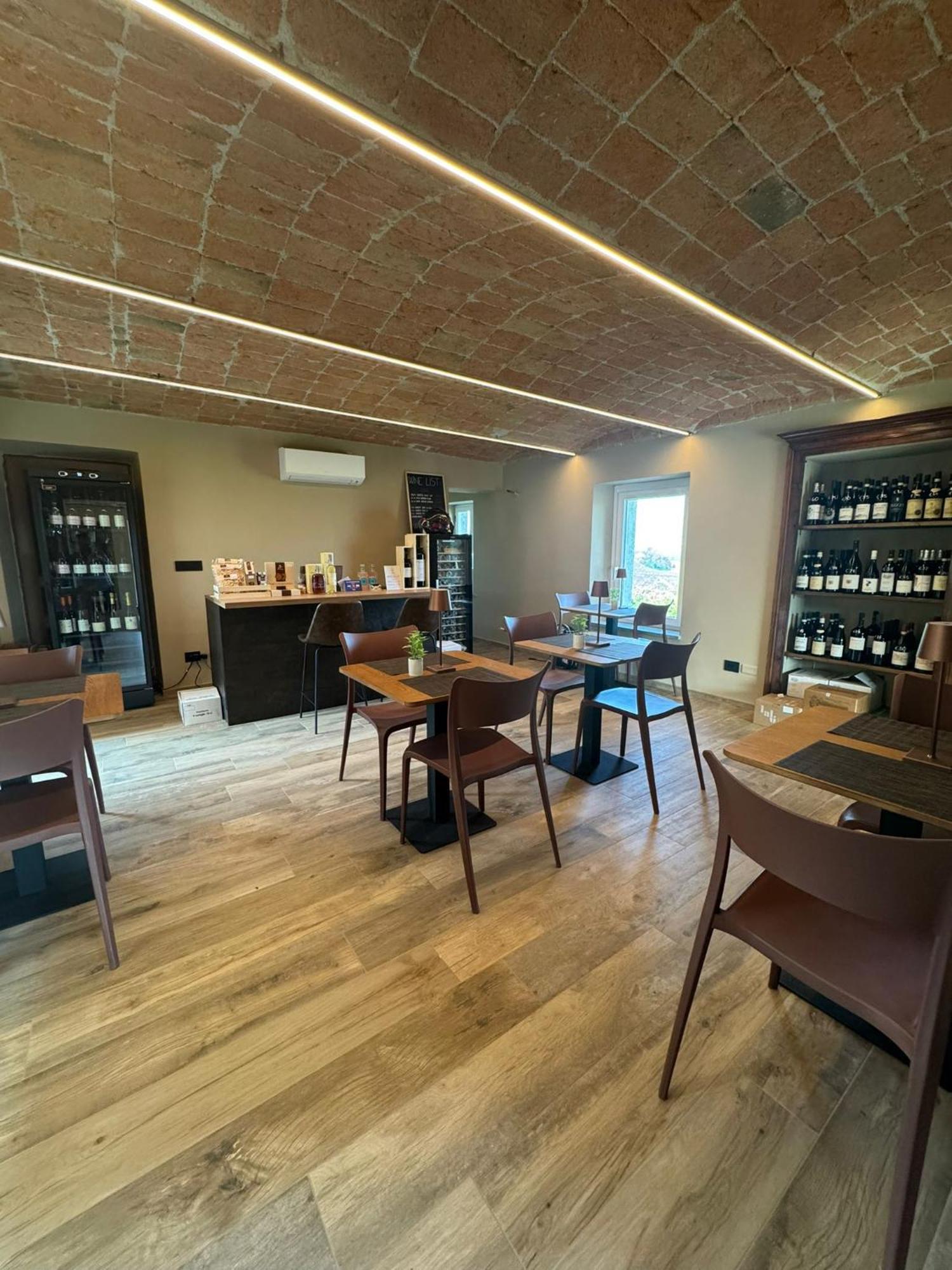 Villa Barbero Alba Langhe Mango Eksteriør billede